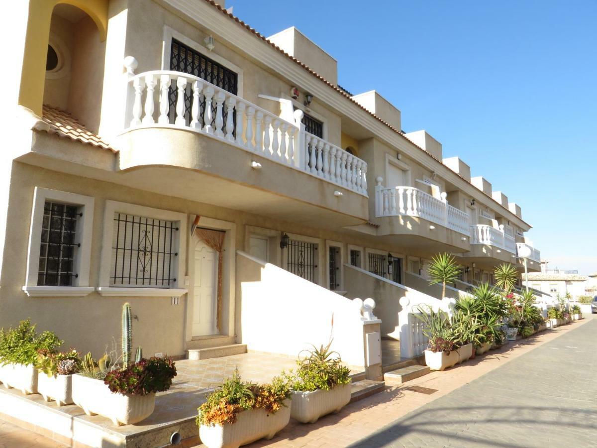 Casa Para Descanso Dehesa de Campoamor  Exteriör bild